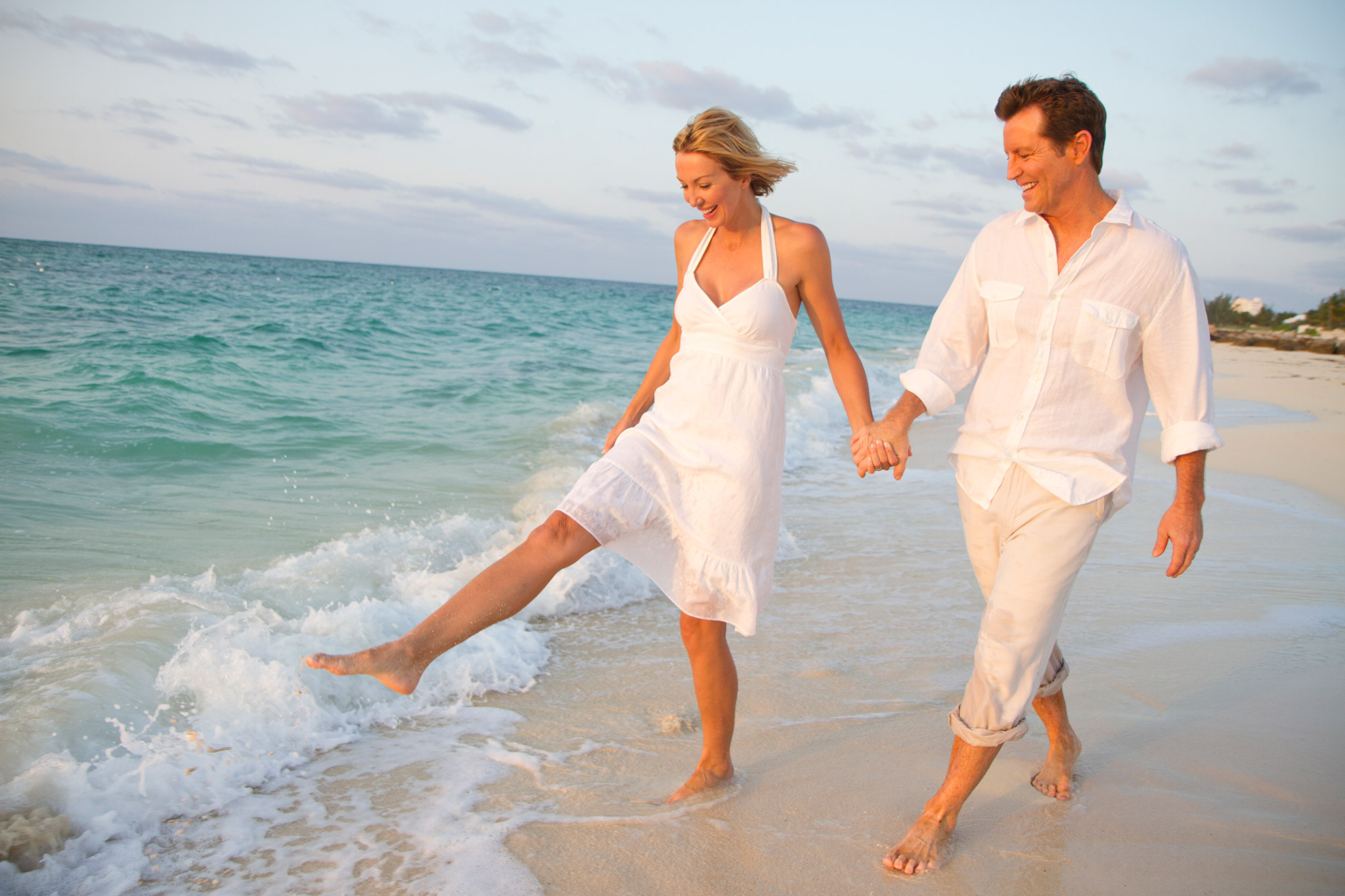 couple dress for beach