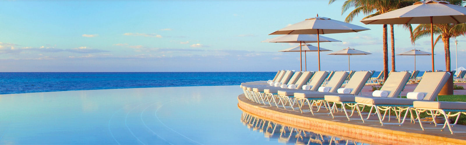 View of the ocean from an infinity pool